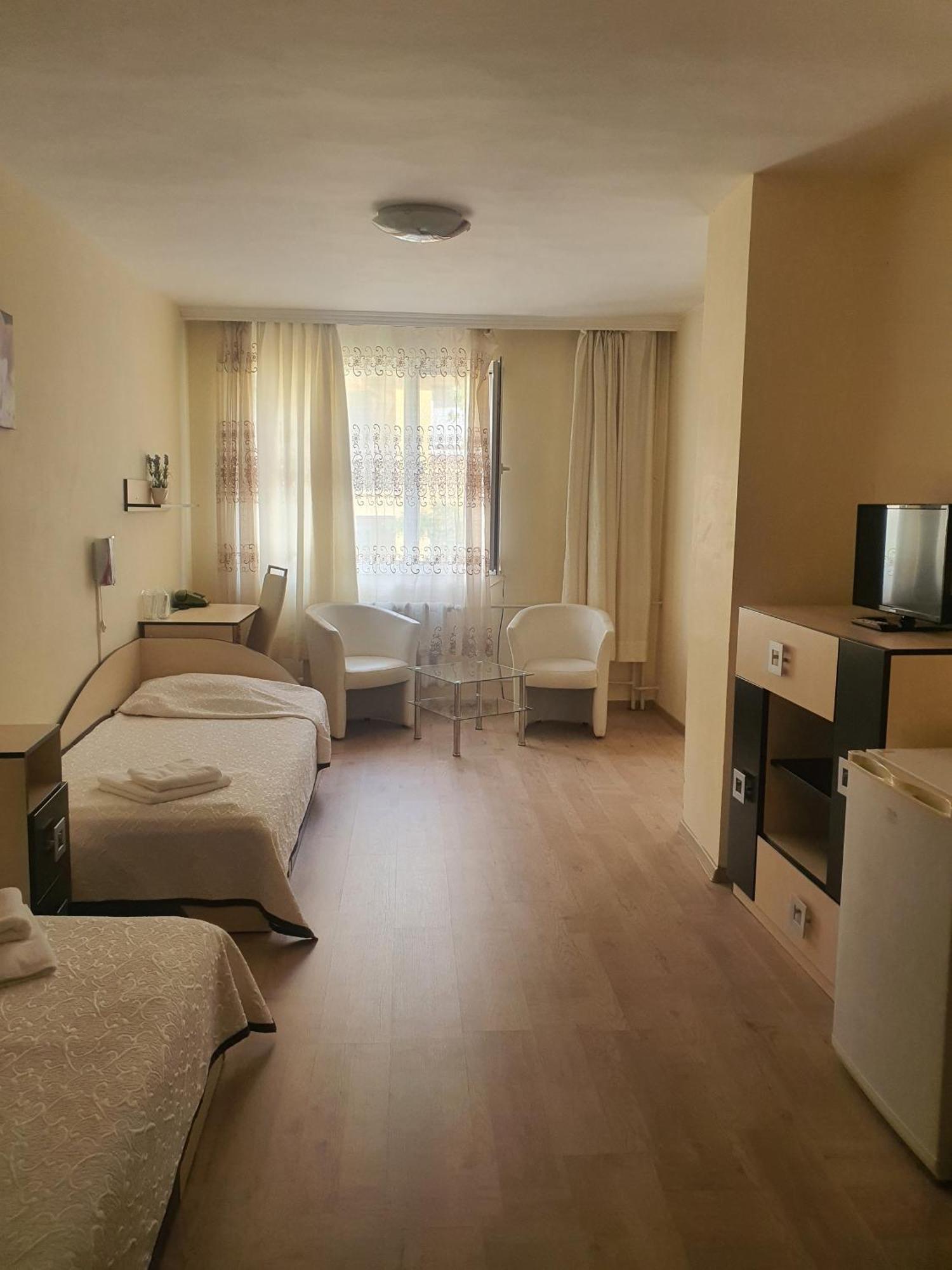 Family Hotel Central Burgas Exterior photo